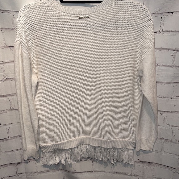 EUC MICHAEL KORS FRINGE BOTTOM SWEATER SIZE MED - Picture 4 of 7